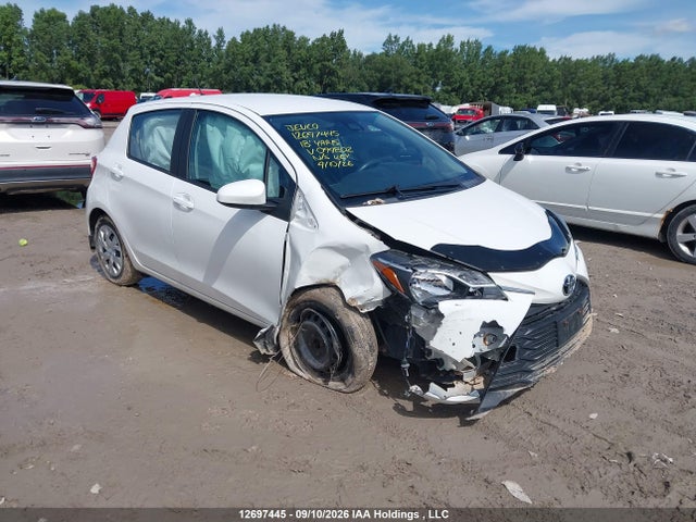 12697445 :رقم المزاد ، VNKKTUD33JA099802 vin ، 2018 Toyota Yaris مزاد بيع