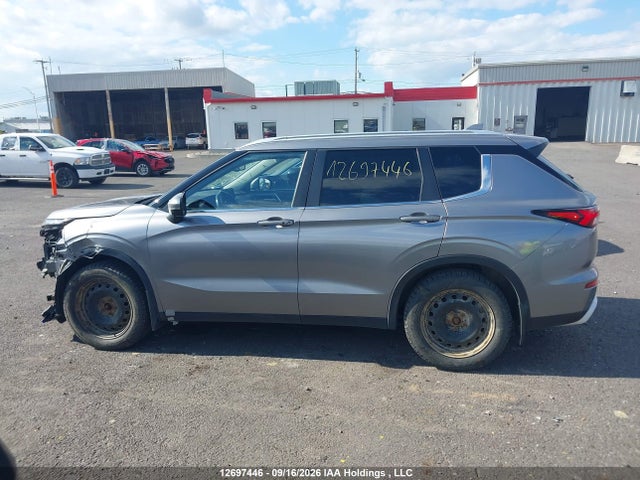 Продажа на аукционе авто 2022 Mitsubishi Outlander Le/le Premium/se/sel, vin: JA4J4UA82NZ604263, номер лота: 12697446