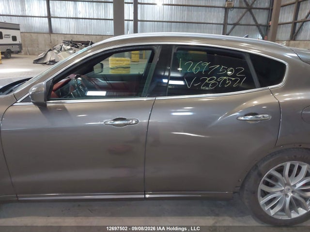 Maserati Levante Gransport 2018 ZN661XUS8JX289521 Image 15