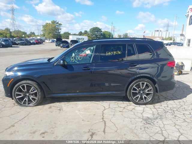 Продажа на аукционе авто 2022 Bmw X7 Xdrive40i, vin: 5UXCW2C0XN9L86043, номер лота: 12697536
