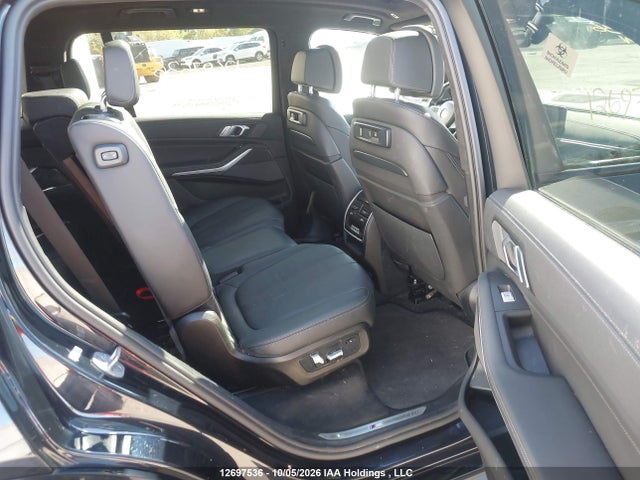 Продажа на аукционе авто 2022 Bmw X7 Xdrive40i, vin: 5UXCW2C0XN9L86043, номер лота: 12697536