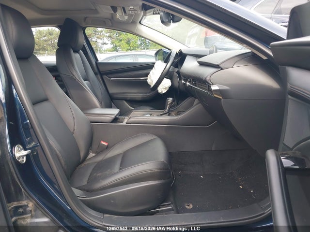 JM1BPACM7R1705250 Mazda Mazda3 Gs