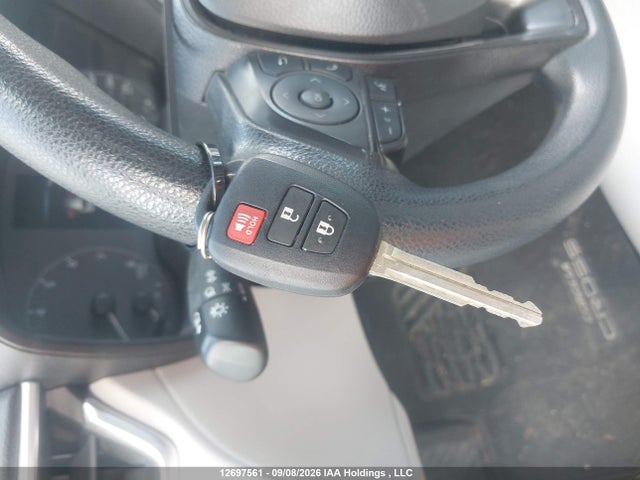 Toyota Corolla Cross L 2024 7MUAAAAG2RV079626 Image 11