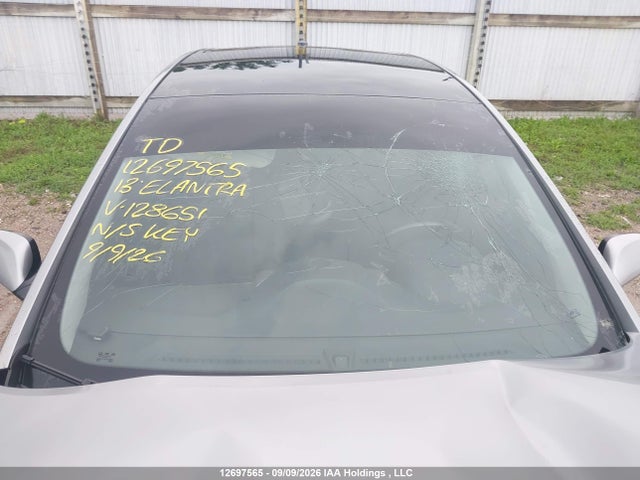 Продаж на аукціоні авто 2013 Hyundai Elantra Gt Gls, vin: KMHD35LE0DU128651, номер лоту: 12697565