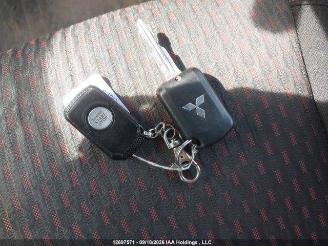 Mitsubishi RVR 2018 JA4AJ3AUXJU602879 Image 11