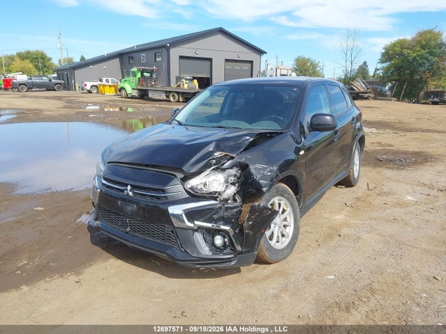 Mitsubishi RVR 2018 JA4AJ3AUXJU602879 Image 2