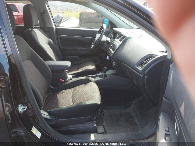 Mitsubishi RVR 2018 JA4AJ3AUXJU602879 Image 5