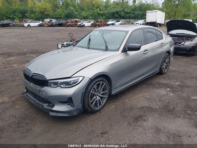 BMW 330I 2022 WBA5R7C00NFM69736 Image 2