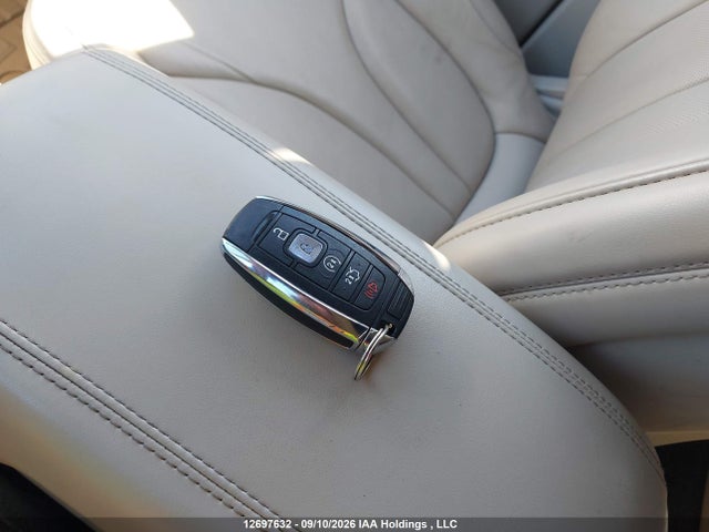 12697632 :رقم المزاد ، 5LMCJ3D92HUL56533 vin ، 2017 Lincoln Mkc Reserve مزاد بيع