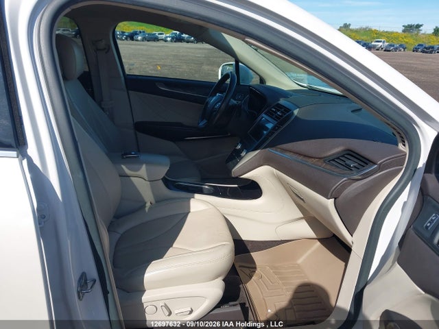 12697632 :رقم المزاد ، 5LMCJ3D92HUL56533 vin ، 2017 Lincoln Mkc Reserve مزاد بيع