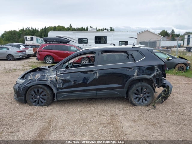 Volkswagen TAOS SE 2024 3VVEX7B27RM061785 Image 13
