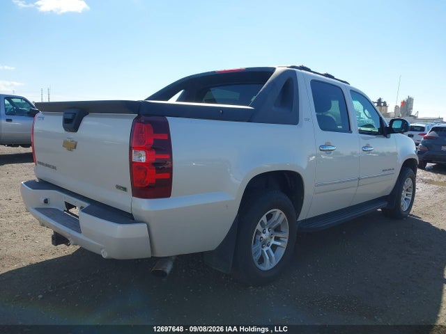 12697648 :رقم المزاد ، 3GNTKGE39BG337730 vin ، 2011 Chevrolet Avalanche 1500 Ltz مزاد بيع