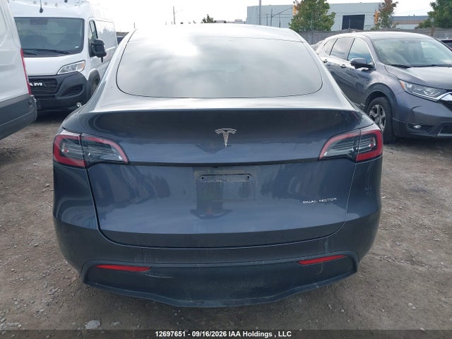 Tesla Model Y Long Range 2023 7SAYGDEE6PF774844 Image 17