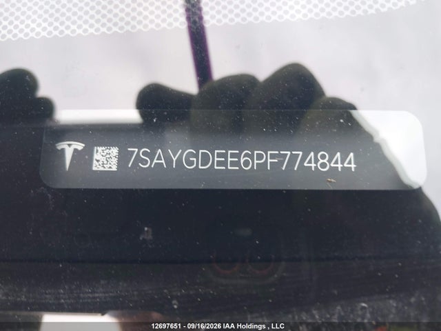Tesla Model Y Long Range 2023 7SAYGDEE6PF774844 Image 19