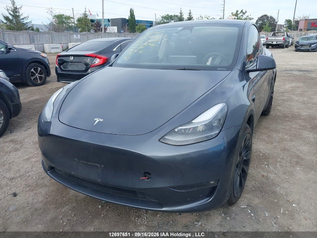 Tesla Model Y Long Range 2023 7SAYGDEE6PF774844 Image 2