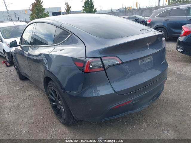 Tesla Model Y Long Range 2023 7SAYGDEE6PF774844 Image 3