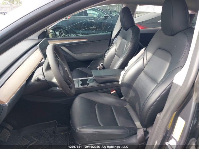 Tesla Model Y Long Range 2023 7SAYGDEE6PF774844 Image 5