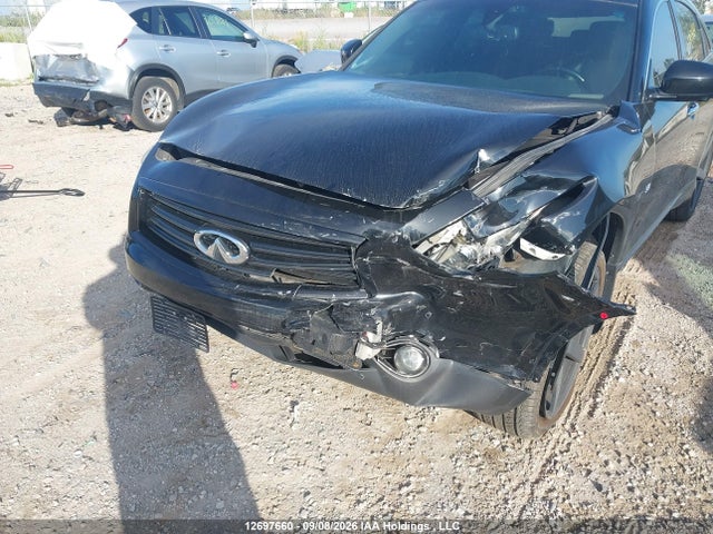 JN8CS1MWXFM483613 Infiniti QX70