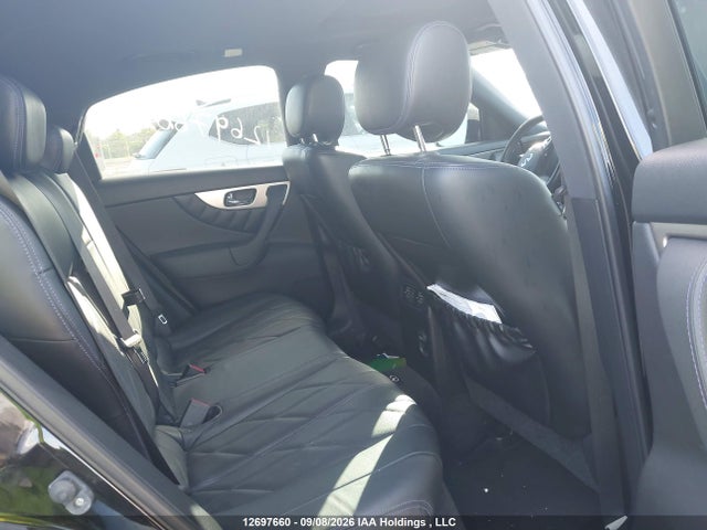 JN8CS1MWXFM483613 Infiniti QX70