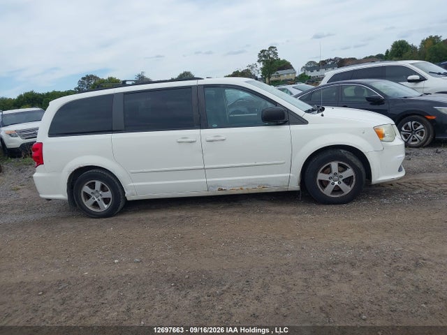 Auction sale of the 2011 Dodge Grand Caravan Express, vin: 2D4RN4DG7BR686069, lot number: 12697663