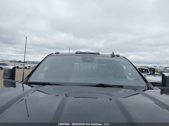 12697664 :رقم المزاد ، 1GT49YEY6RF417265 vin ، 2024 Gmc Sierra K3500 Denali Ultimate مزاد بيع