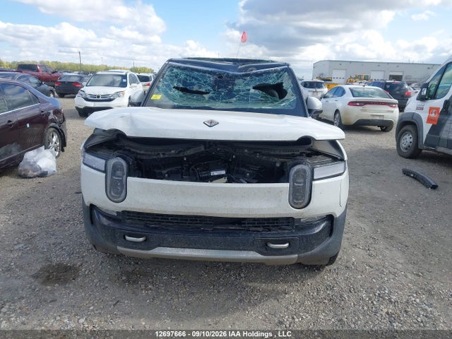 Rivian R1s Adventure 2024 7PDSGABA2RN034451 Image 12