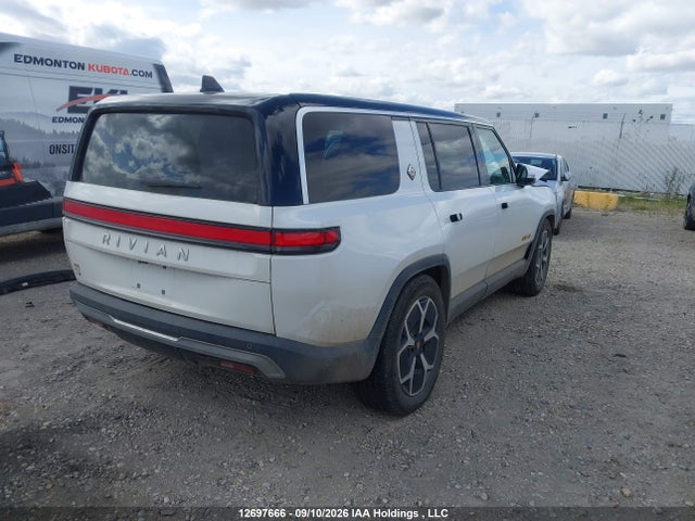 Rivian R1s Adventure 2024 7PDSGABA2RN034451 Image 4