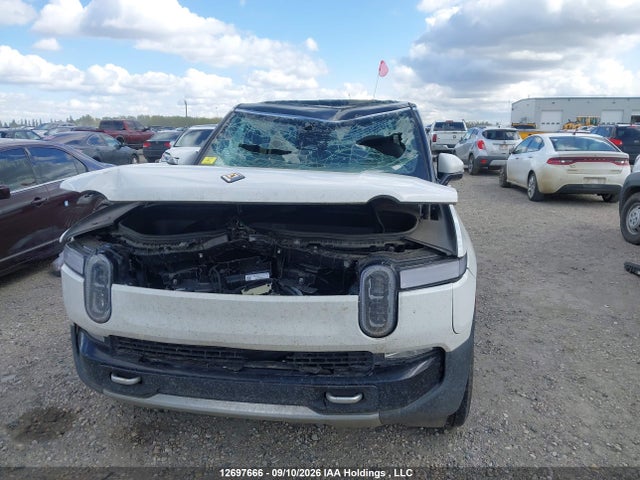 Rivian R1s Adventure 2024 7PDSGABA2RN034451 Image 6