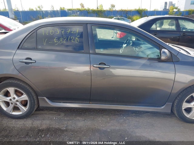 Продажа на аукционе авто 2011 Toyota Corolla S, vin: 2T1BU4EE1BC582126, номер лота: 12697721