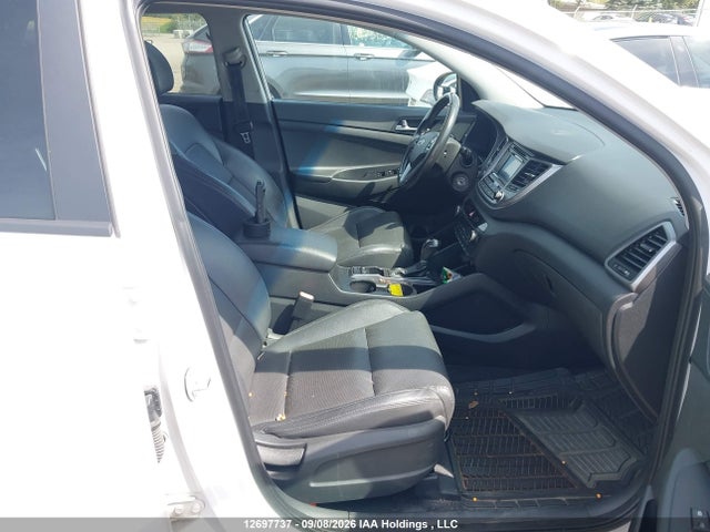 Hyundai TUCSON SE 2017 KM8J3CA47HU329535 Image 5