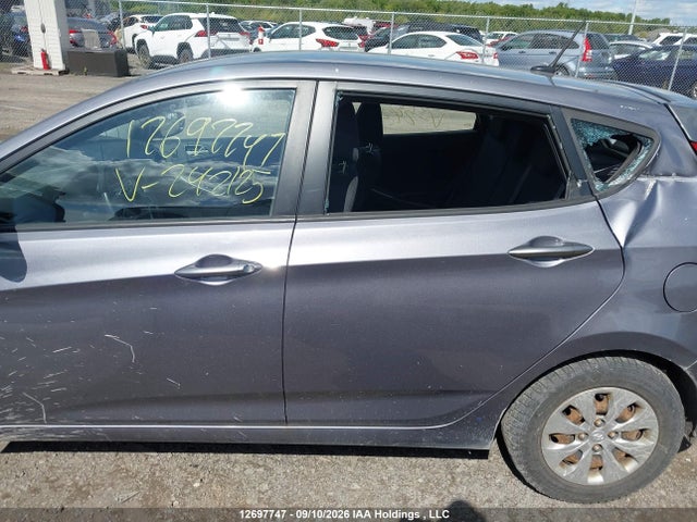 12697747 :رقم المزاد ، KMHCT5AE8GU242125 vin ، 2016 Hyundai Accent Se مزاد بيع
