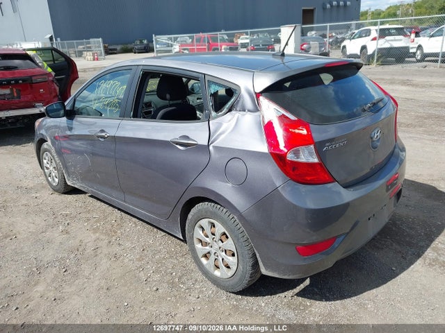 KMHCT5AE8GU242125 Hyundai ACCENT SE