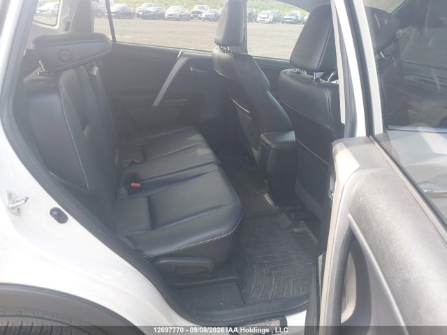 Toyota RAV4 2017 2T3DFREV7HW619565 Image 8