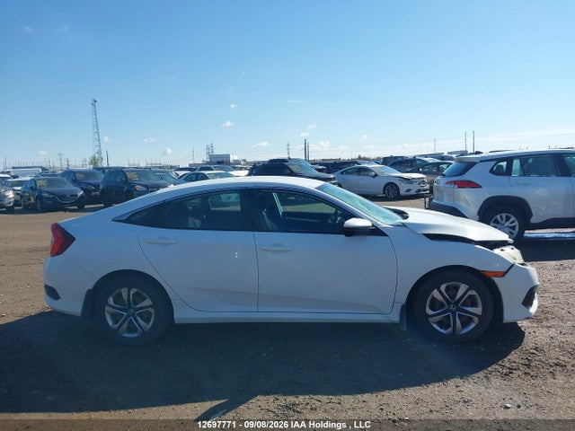 Продажа на аукционе авто 2018 Honda Civic Lx, vin: 2HGFC2F5XJH026023, номер лота: 12697771
