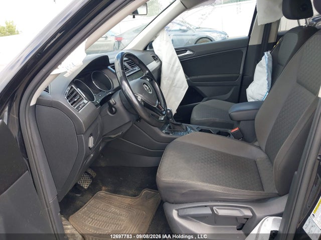 Aukcja sprzedaży 2018 Volkswagen Tiguan Trendline, vin: 3VV0B7AX4JM184941, numer aukcji: 12697783