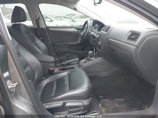 2015 Volkswagen Jetta 2.0 Tdi Highline მანქანა იყიდება აუქციონზე, vin: 3VWLA7AJ0FM218209, აუქციონის ნომერი: 12697800