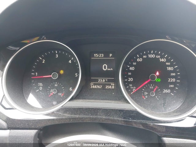 2015 Volkswagen Jetta 2.0 Tdi Highline მანქანა იყიდება აუქციონზე, vin: 3VWLA7AJ0FM218209, აუქციონის ნომერი: 12697800