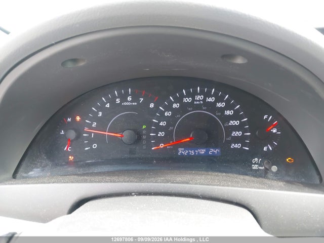 12697806 :رقم المزاد ، 4T1BF3EK3BU191570 vin ، 2011 Toyota Camry Le مزاد بيع