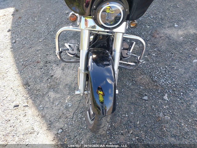 Продажа на аукционе авто 2011 Harley-davidson Flhx, vin: 1HD1KB412BB652010, номер лота: 12697807