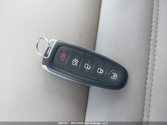 Ford Escape Titanium 2017 1FMCU9J96HUE60864 Image 11