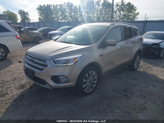 Ford Escape Titanium 2017 1FMCU9J96HUE60864 Image 2