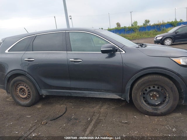 Продажа на аукционе авто 2019 Kia Sorento 2.4l Lx, vin: 5XYPG4A36KG469648, номер лота: 12697849