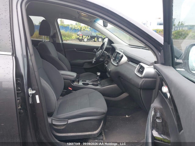 Продажа на аукционе авто 2019 Kia Sorento 2.4l Lx, vin: 5XYPG4A36KG469648, номер лота: 12697849