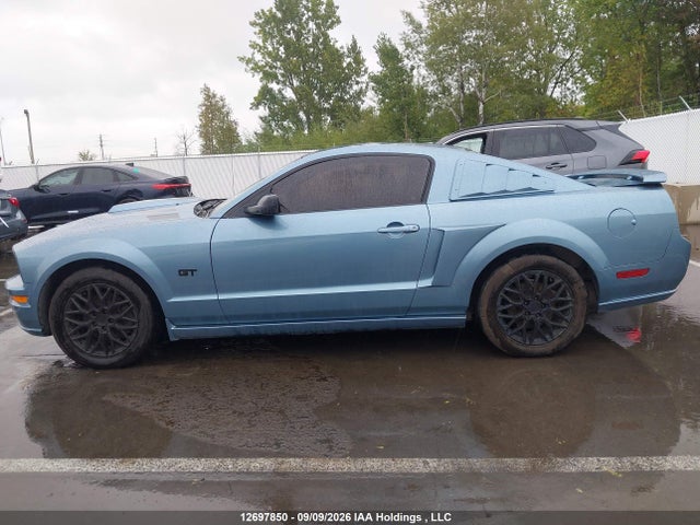 2005 Ford Mustang Gt მანქანა იყიდება აუქციონზე, vin: 1ZVFT82H155118603, აუქციონის ნომერი: 12697850