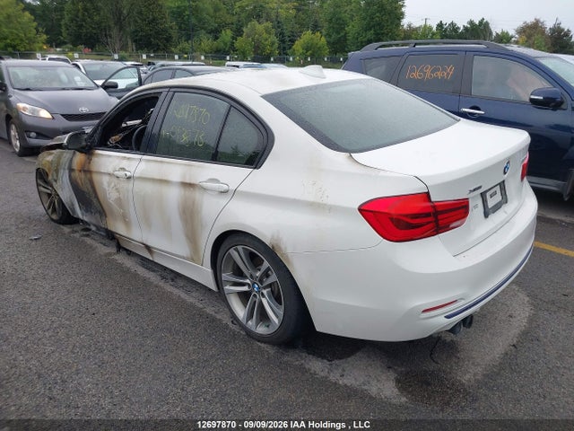 BMW 330i Xdrive 2018 WBA8D9C57JA013873 Image 3