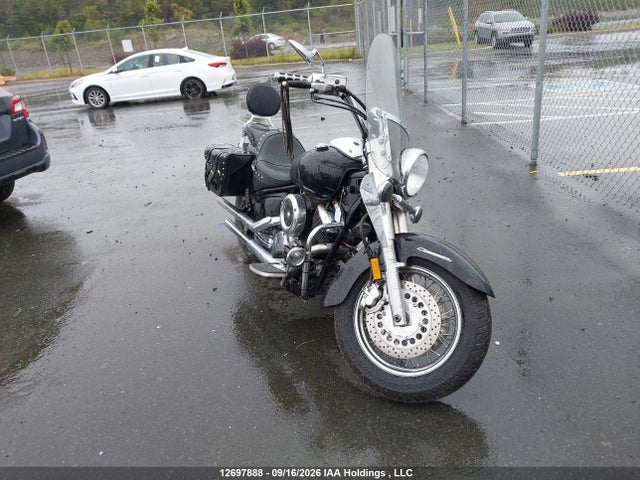 2000 Yamaha Xvs1100 M მანქანა იყიდება აუქციონზე, vin: JYAVP11N2YA003405, აუქციონის ნომერი: 12697888