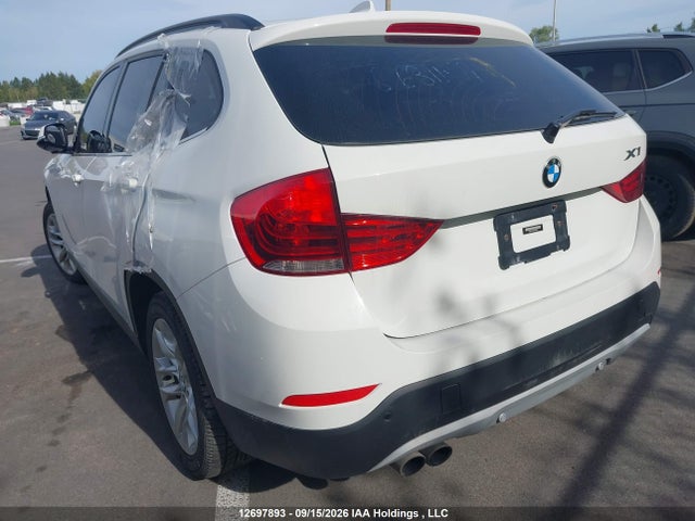 BMW X1 2015 WBAVL1C52FVY28229 Image 3