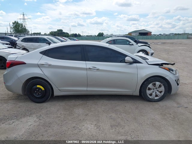 Продажа на аукционе авто 2015 Hyundai Elantra L, vin: 5NPDH4AE5FH628739, номер лота: 12697902