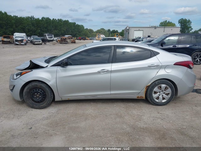 Продажа на аукционе авто 2015 Hyundai Elantra L, vin: 5NPDH4AE5FH628739, номер лота: 12697902