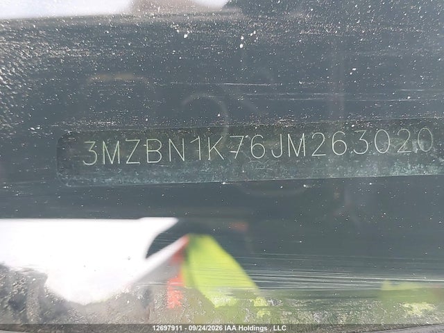 12697911 :رقم المزاد ، 3MZBN1K76JM263020 vin ، 2018 Mazda Mazda3 Gx مزاد بيع